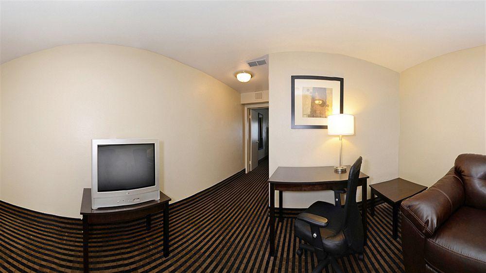 Americas Best Value Inn & Suites Escondido Extérieur photo