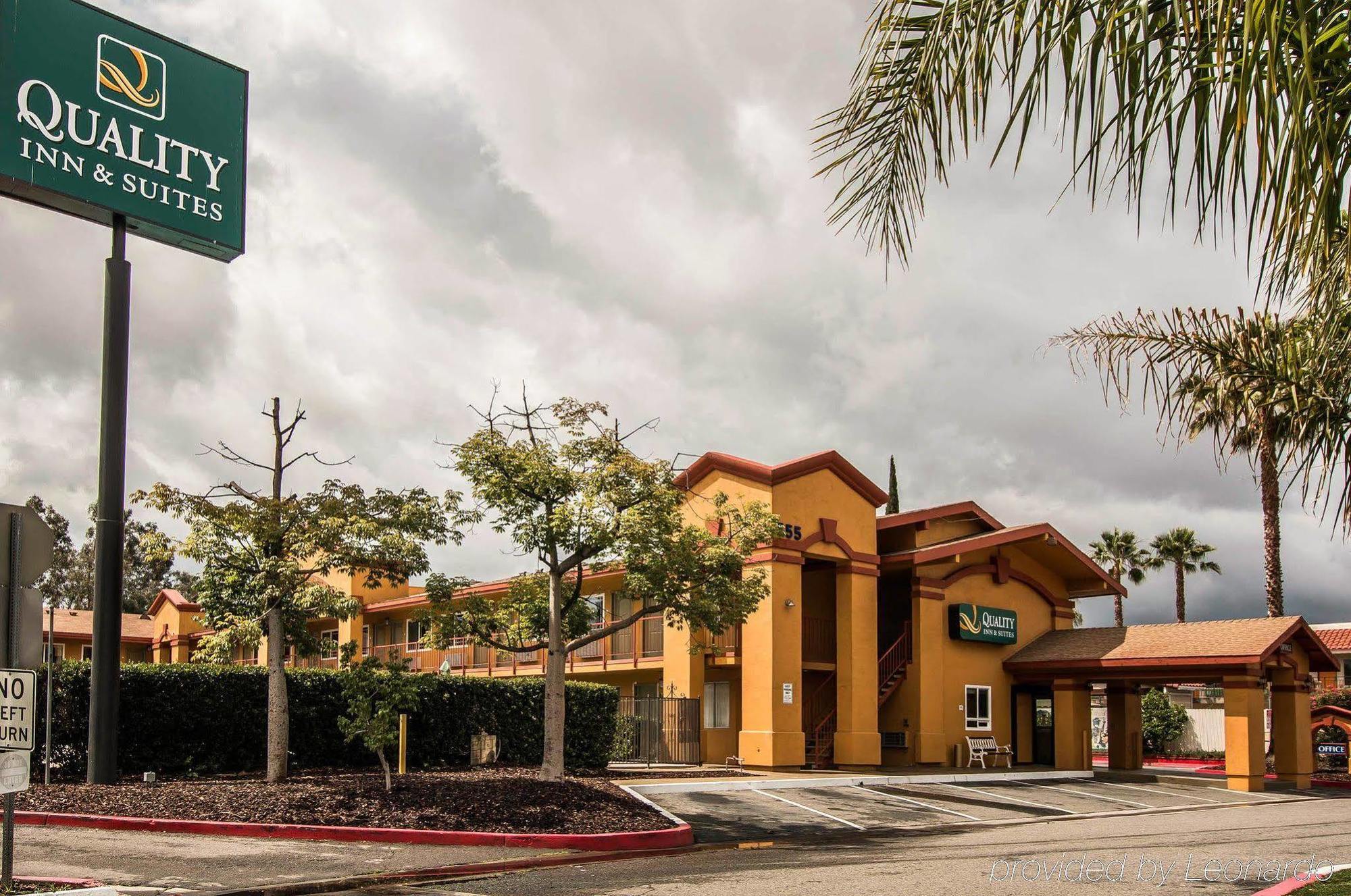 Americas Best Value Inn & Suites Escondido Extérieur photo
