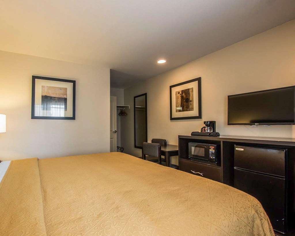 Americas Best Value Inn & Suites Escondido Chambre photo