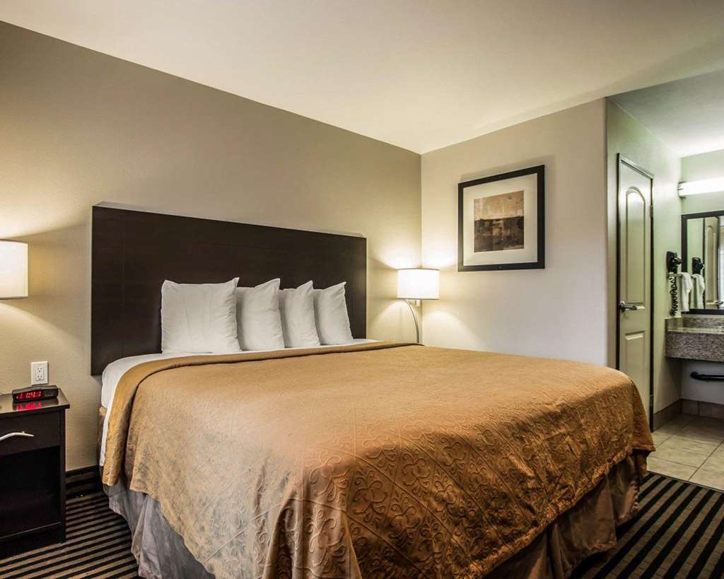 Americas Best Value Inn & Suites Escondido Chambre photo