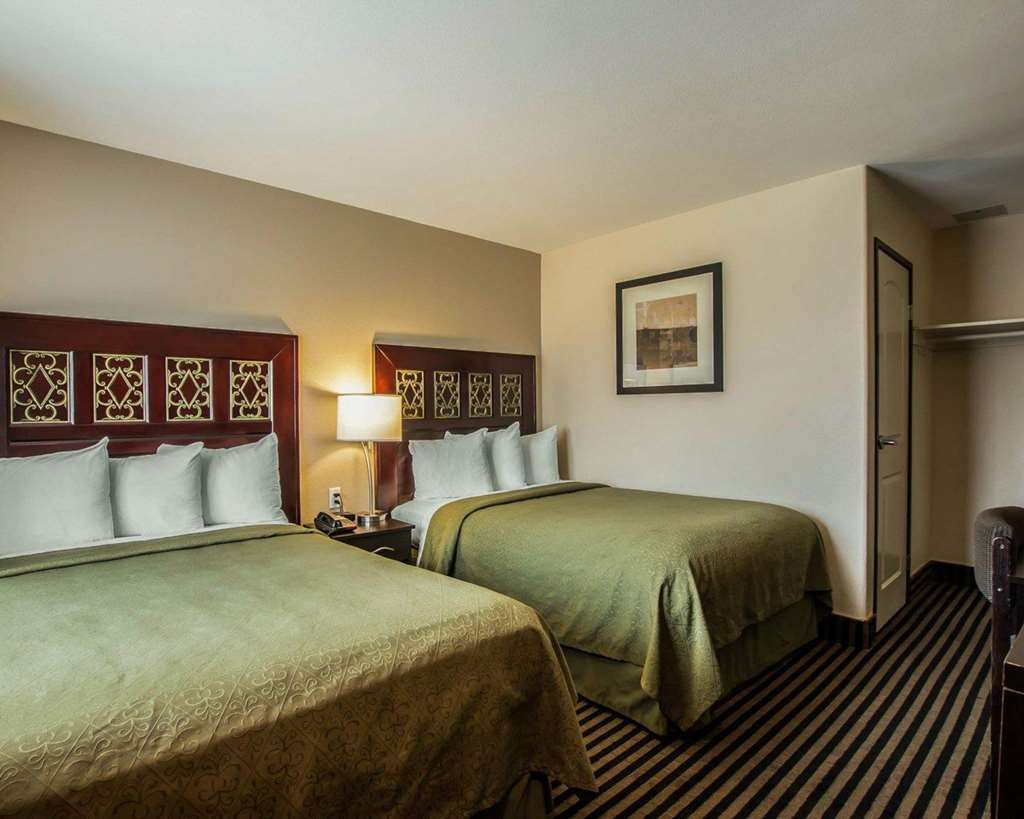 Americas Best Value Inn & Suites Escondido Chambre photo