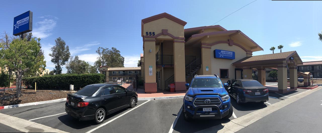 Americas Best Value Inn & Suites Escondido Extérieur photo