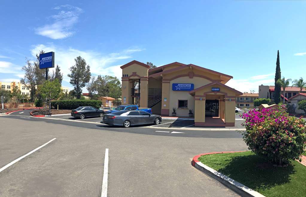 Americas Best Value Inn & Suites Escondido Extérieur photo
